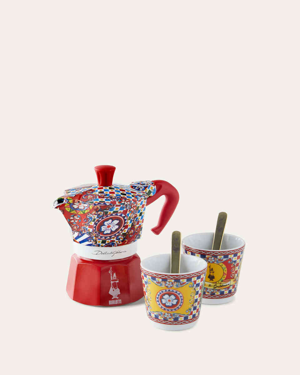 2 Cup Moka Pot With Porcelain Cups And Golden Stirrers